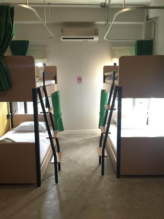 Bed@Town Hostel Bangkok Rum bild