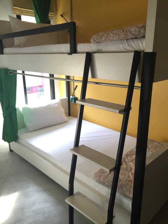 Bed@Town Hostel Bangkok Rum bild
